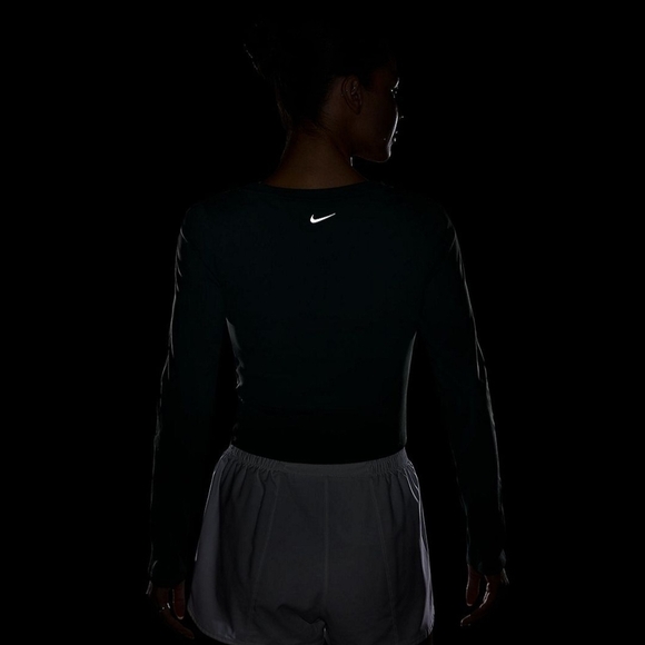 Nike Black Fitted Dri-Fit Long Sleeve Crop Top Size Small - Picture 3 of 12